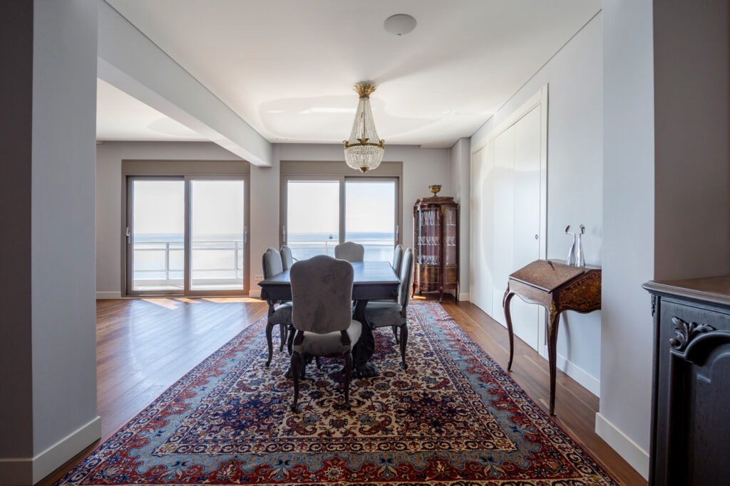 Luxurious seafront flat split and renovation